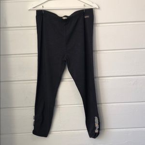 Matilda Jane Charcoal Gray Capri Leggings